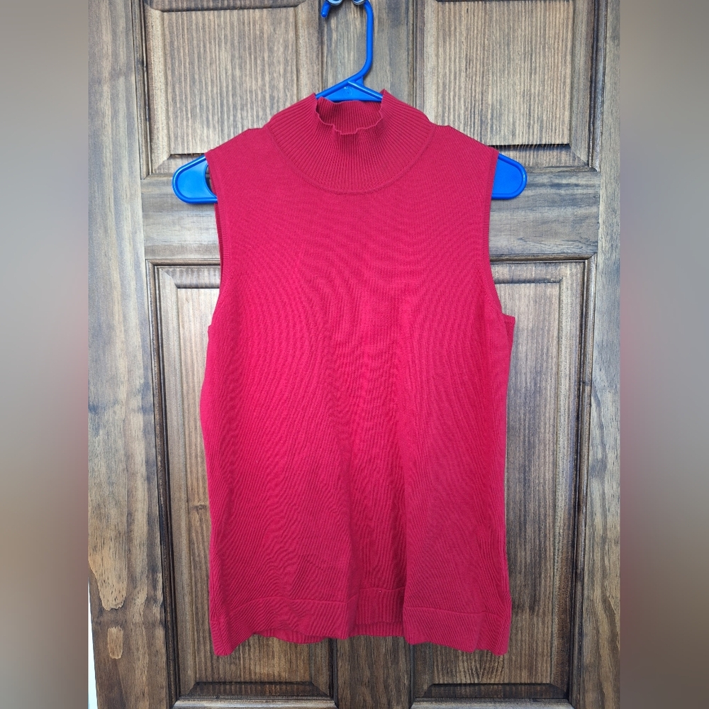 August Silk Red Sleeveless Mock Neck Top Size M